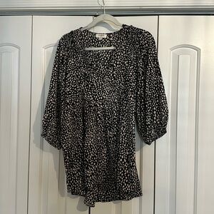 Umgee Black and Cream Dotted Tunic Blouse